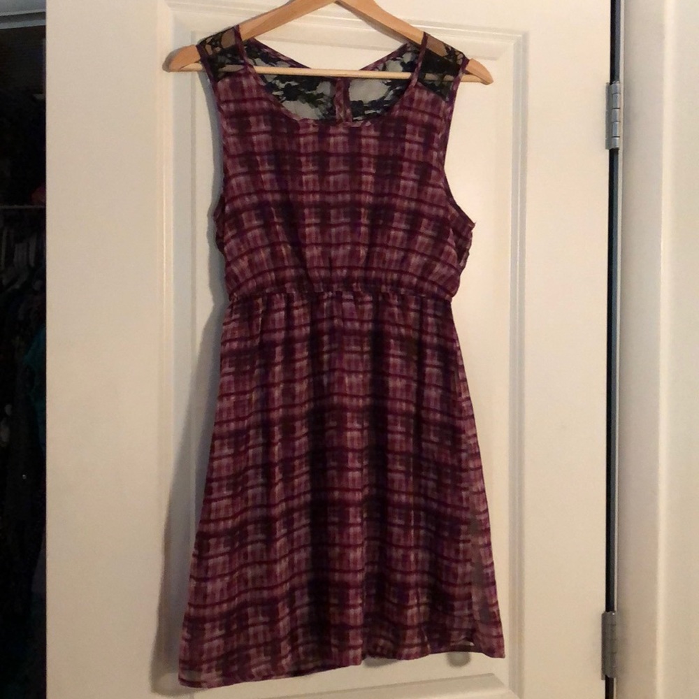 Size S dress in excellent condition